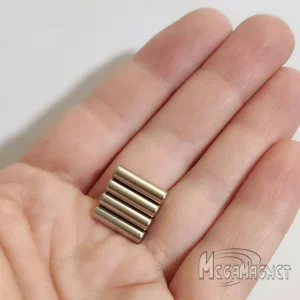 آهن ربا مگامگنت کد Mega.M4x15 بسته 16 عددی